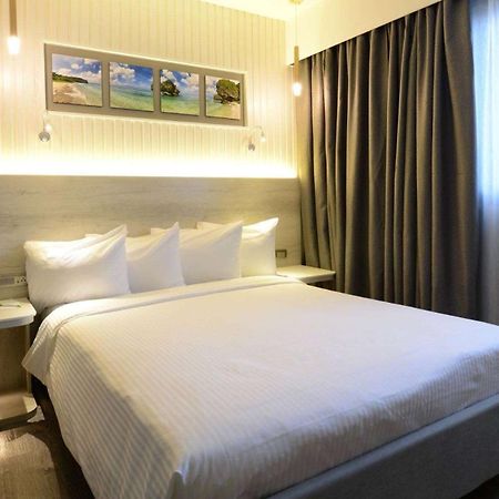วินด์แฮม การ์เดน กวม Hotel ตามูนิง ภายนอก รูปภาพ